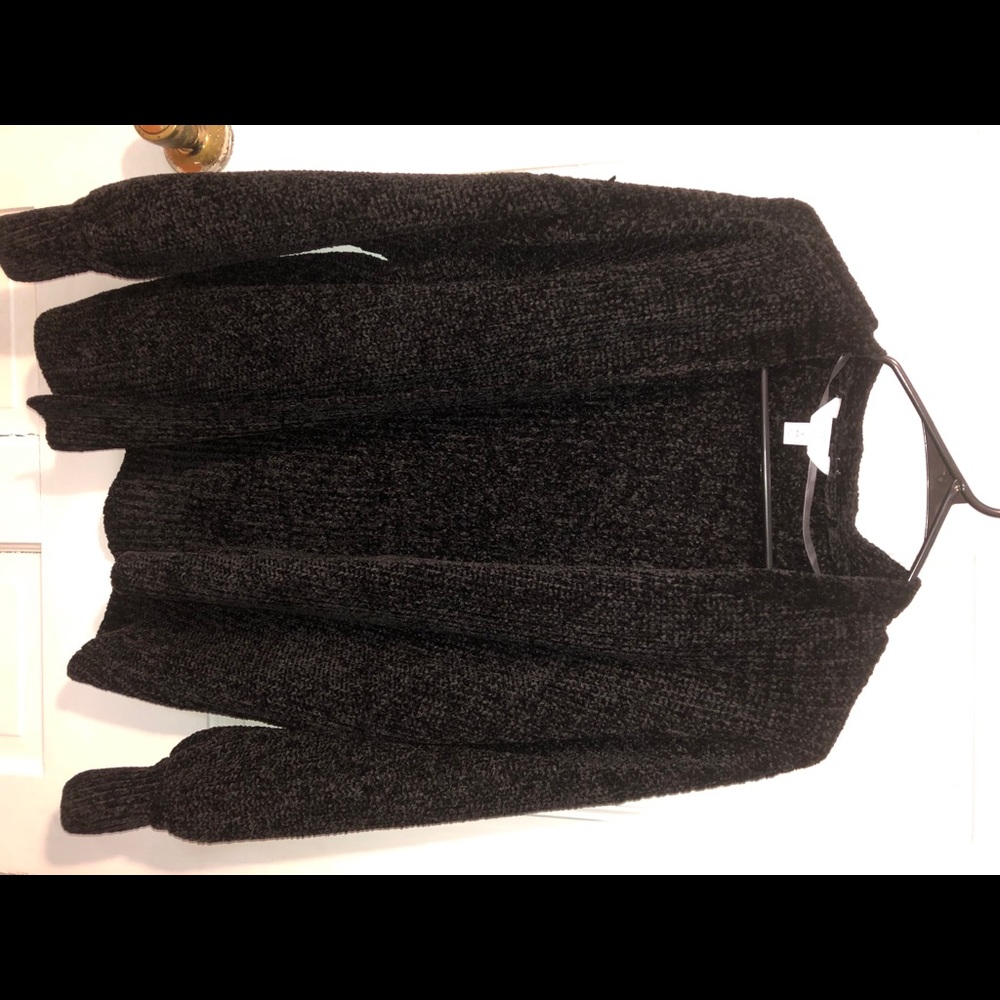 Cardigan - Picture 1 of 5